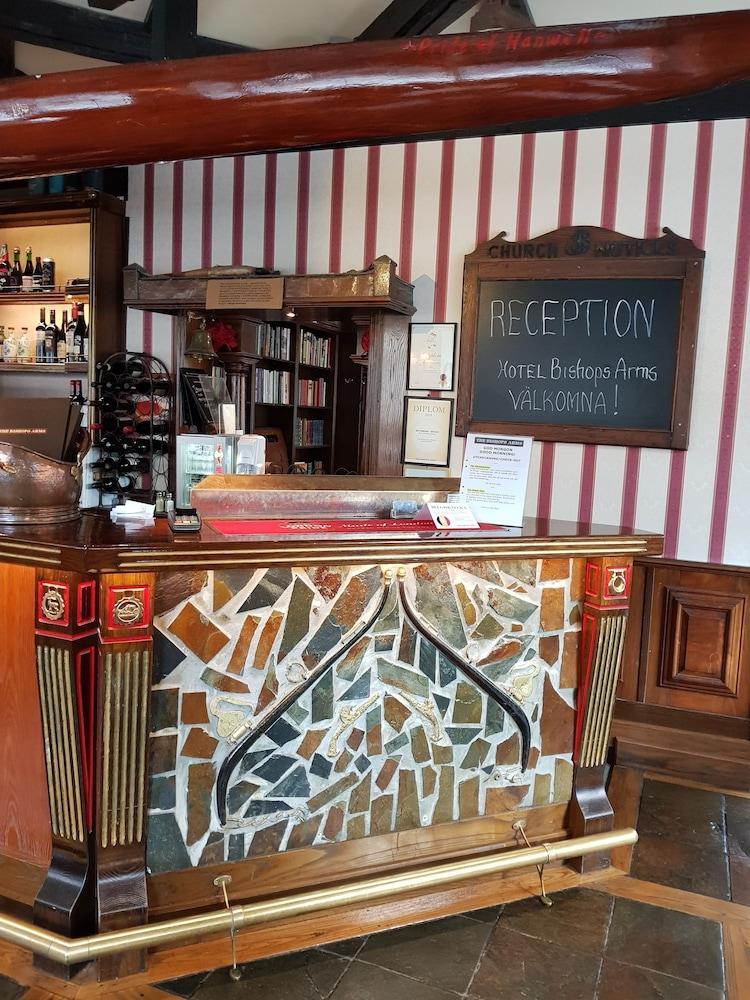 Hotel Bishops Arms Koeping Kültér fotó