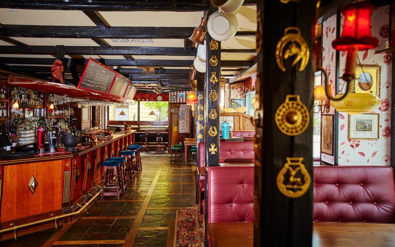 Hotel Bishops Arms Koeping Kültér fotó