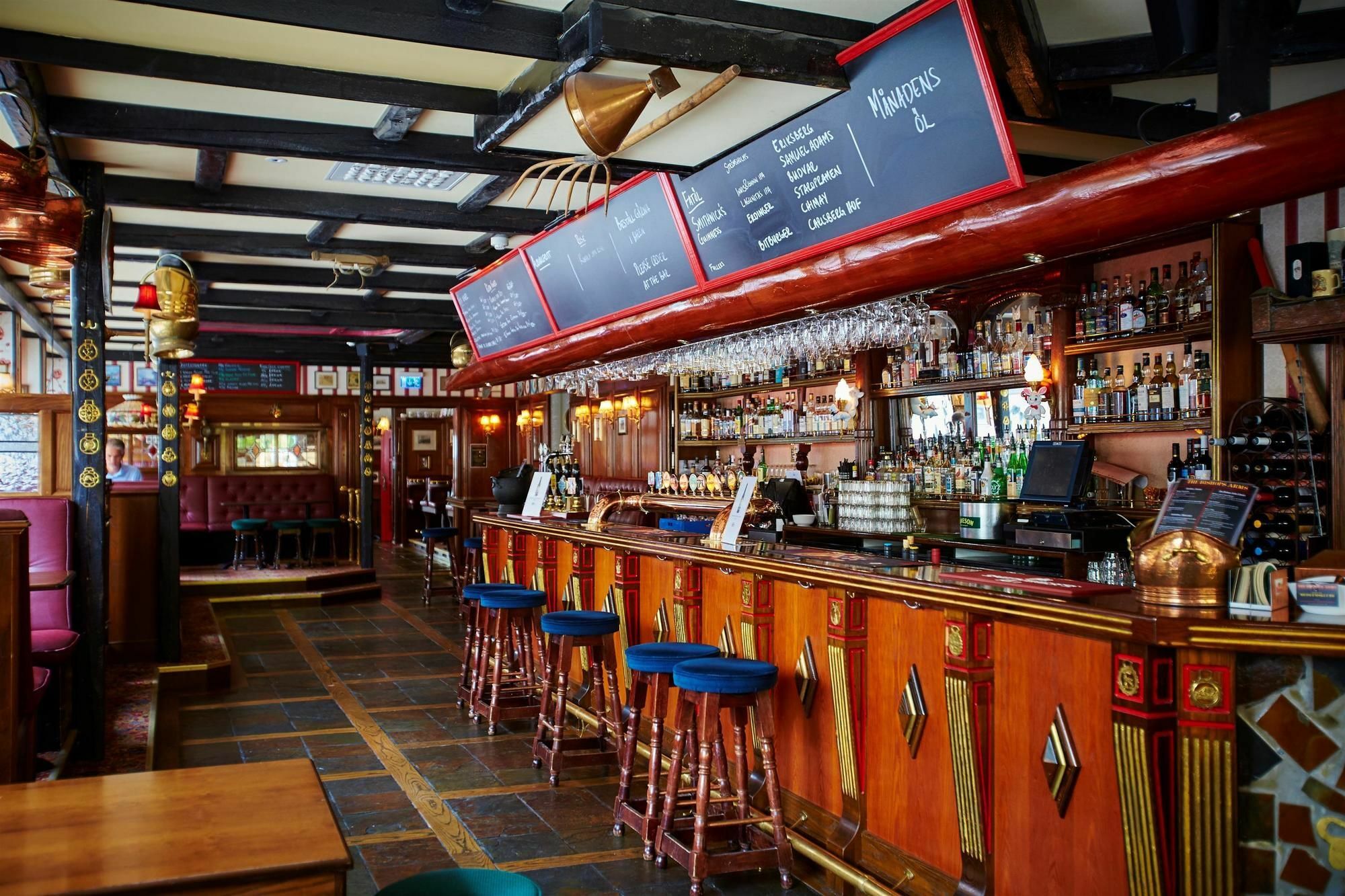 Hotel Bishops Arms Koeping Kültér fotó